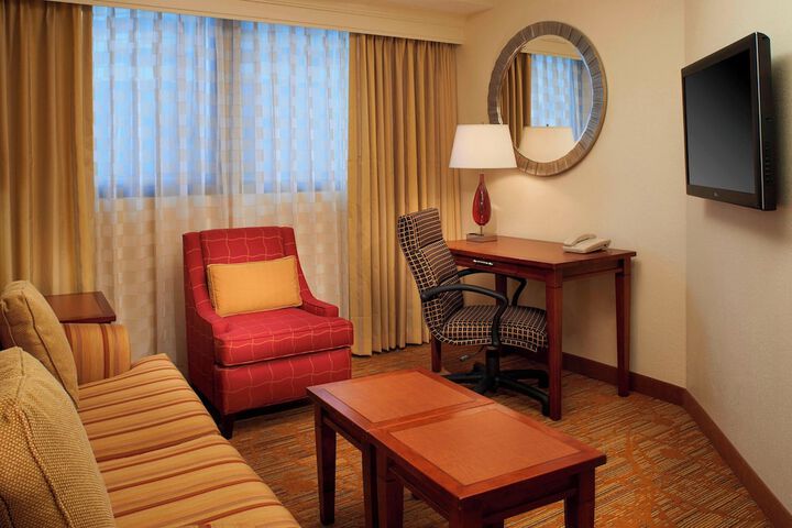 Room 21 of 39