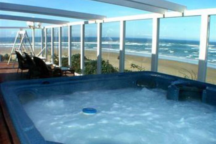 Cliff House - Waldport