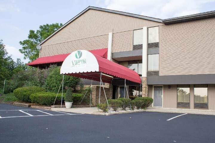 Hotel 4 of 43
