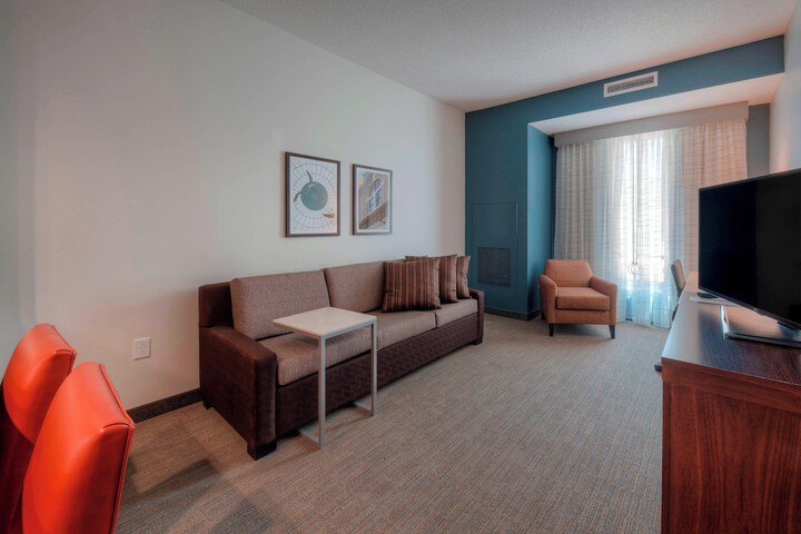 Room 52 of 87