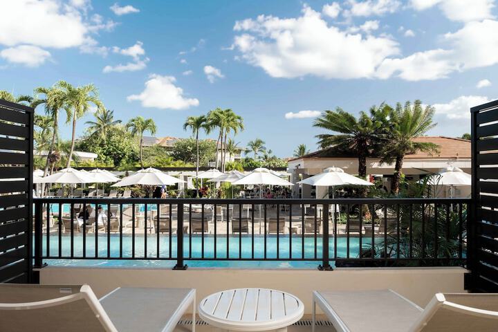 Maui Coast Hotel