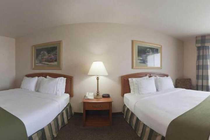 Holiday Inn Express Greensburg by IHG