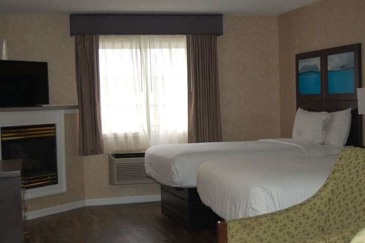 Room 123 of 150