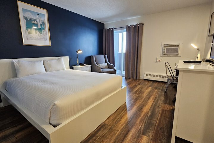 Cloud 9 Inn
