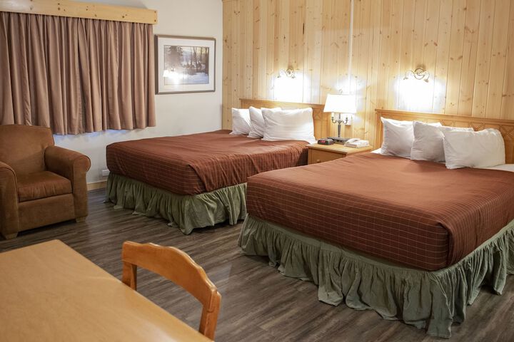 Aspen Village Inn