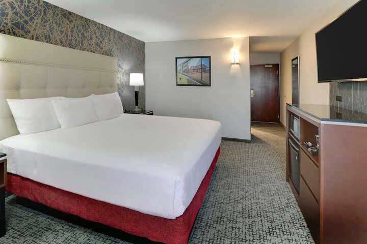 Room 13 of 61