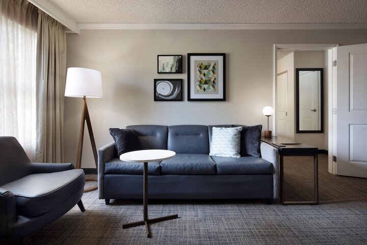 Room 16 of 26
