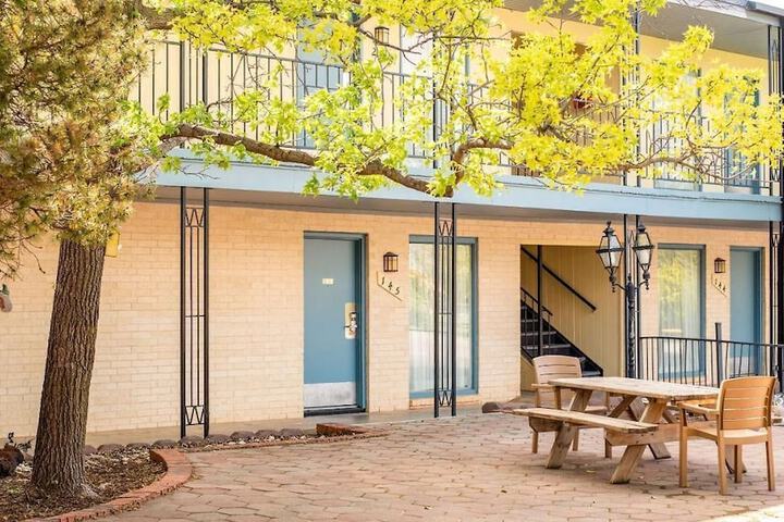 Wayfarer Inn Woodward