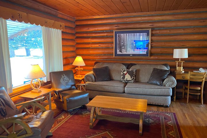 El Western Cabins & Lodges
