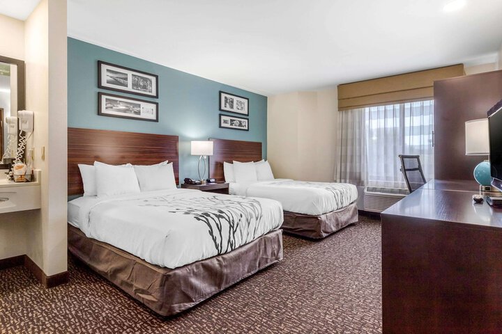 Room 16 of 46