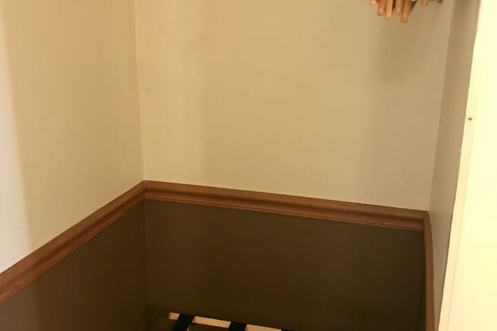 Room 56 of 157
