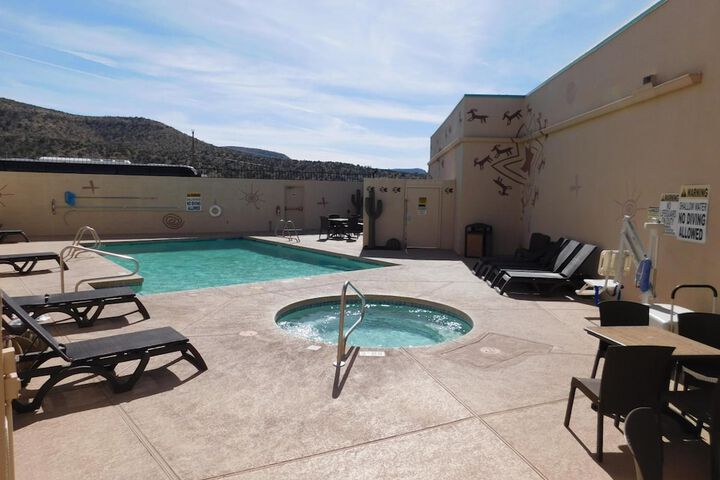 Pool 2 of 15