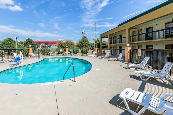 Rodeway Inn Knoxville East
