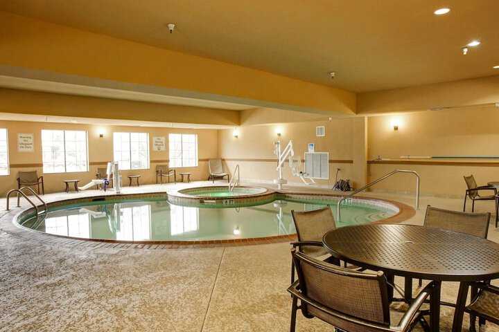 Pool 3 of 37
