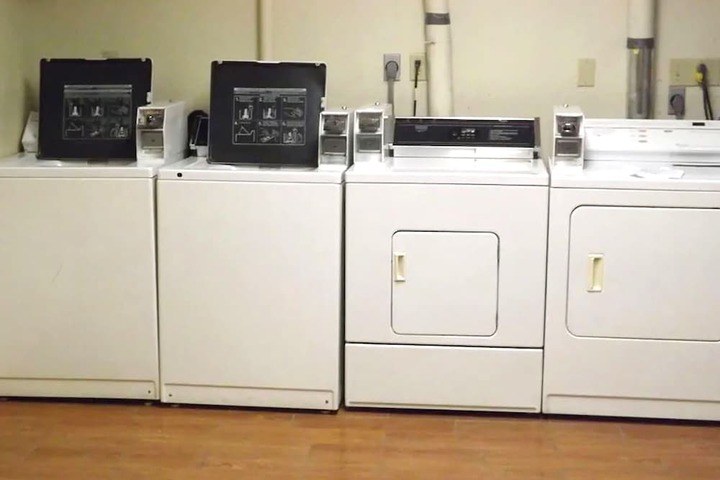 Room 6 of 19
