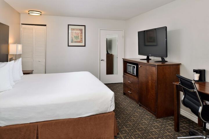Room 15 of 46