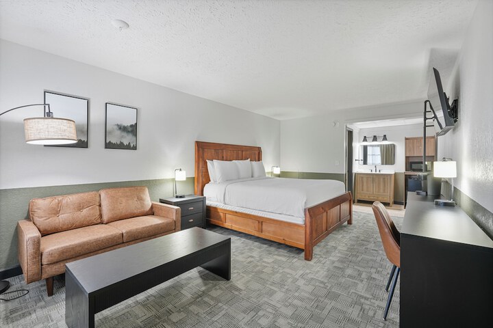 Tremont Lodge & Resort