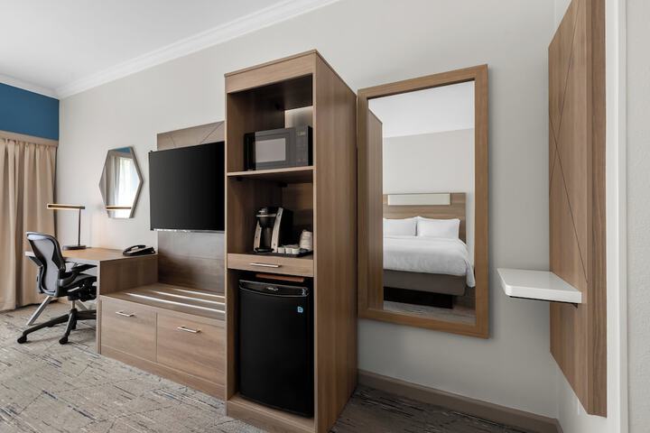 Holiday Inn Express Princeton Southeast by IHG