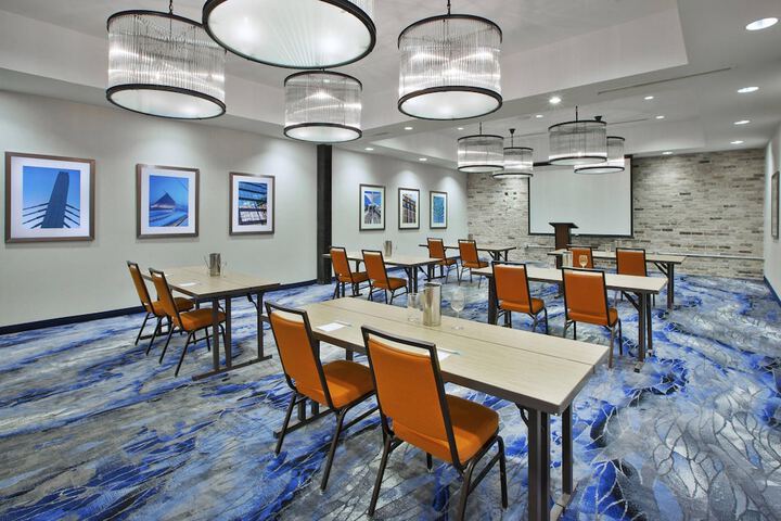 Fairfield Inn & Suites by Marriott Milwaukee Downtown