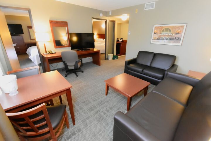 Room 48 of 65