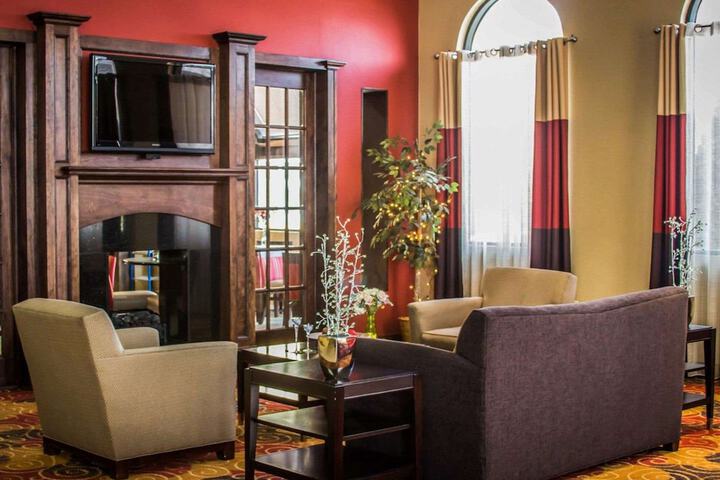 Quality Inn & Suites Port Huron