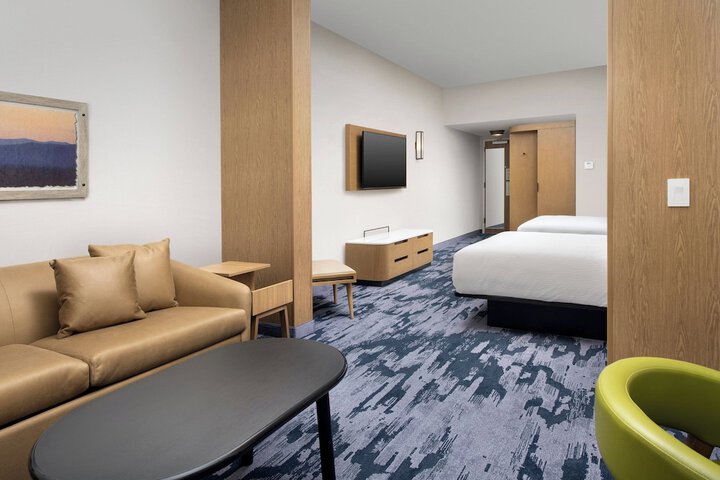 Fairfield Inn & Suites by Marriott Knoxville Lenoir City / I-75