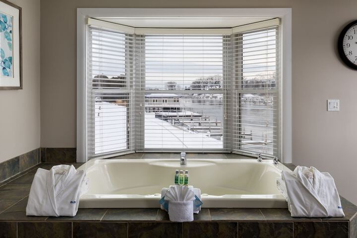 Spa 271 of 279
