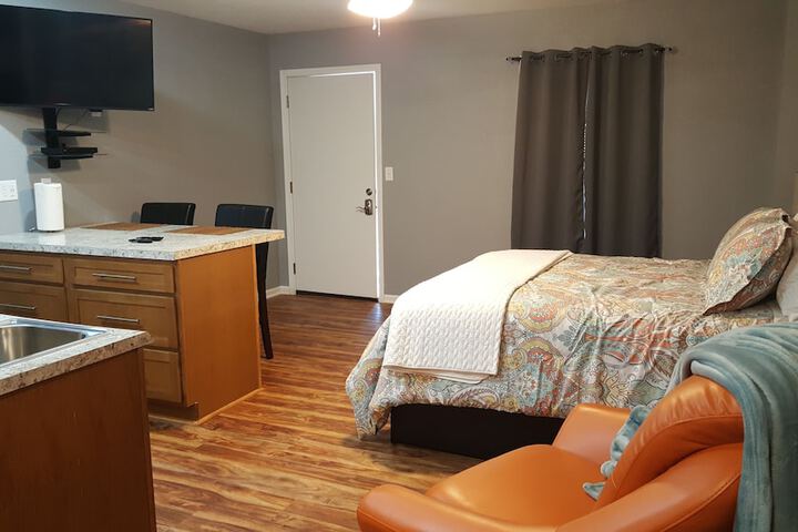Room 18 of 19