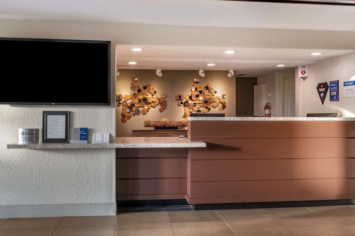 Hotel Interior 13 of 42