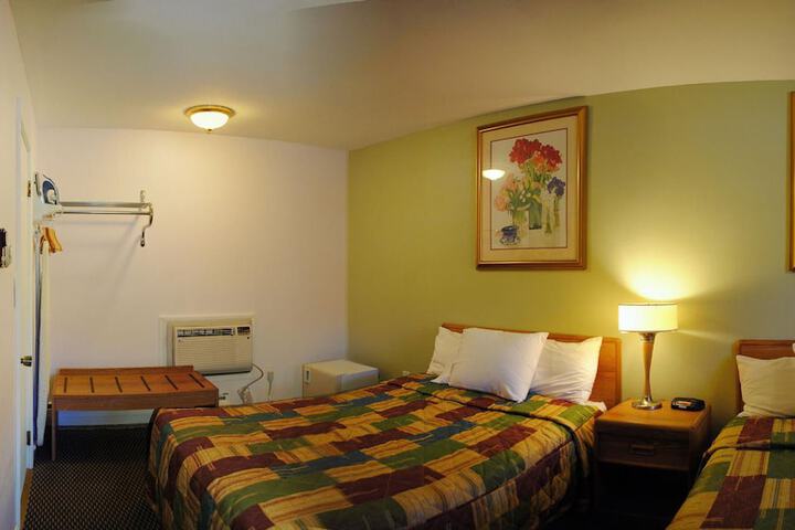 Rodeway Inn Bellows Falls