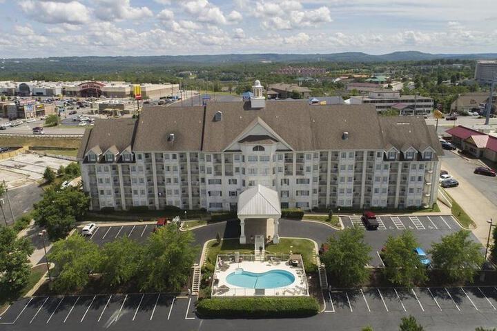Hotel 2 of 85
