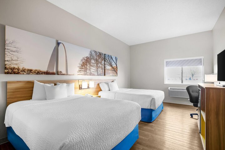 Days Inn by Wyndham Collinsville / St. Louis