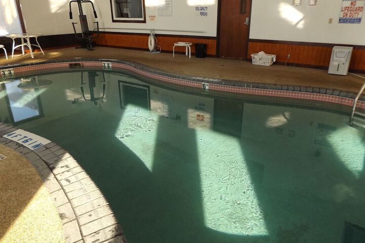 Pool 4 of 39