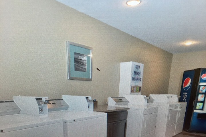 Room 15 of 28