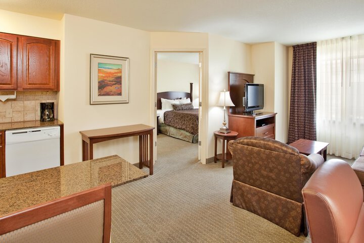 Staybridge Suites Kansas City - Independence by IHG
