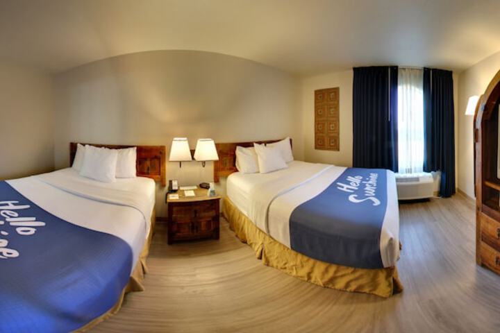 Days Inn & Suites by Wyndham Llano