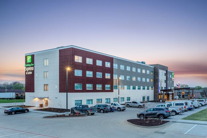 Hotel 3 of 39