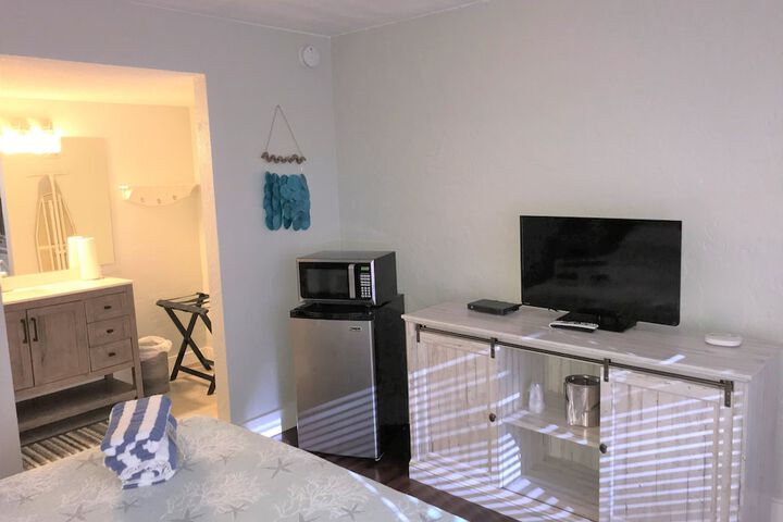 Room 18 of 25