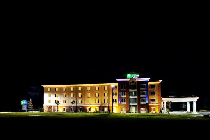 Hotel 2 of 39