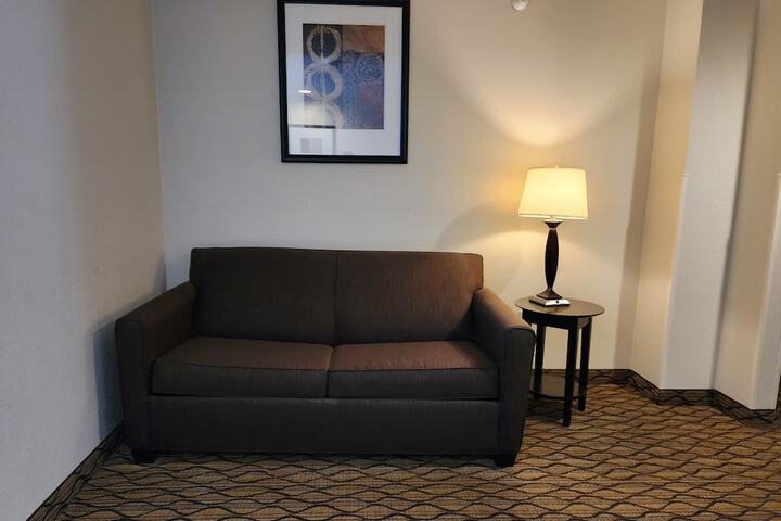 Holiday Inn Express Hotel & Suites Cadillac by IHG