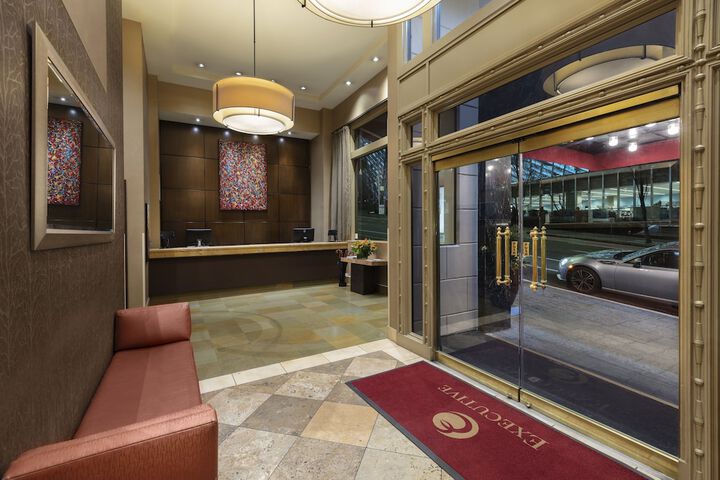 Hotel 4 of 34