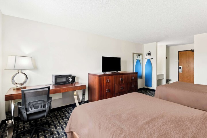 Room 21 of 30