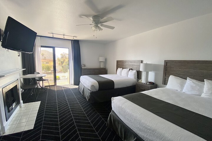 Room 42 of 72