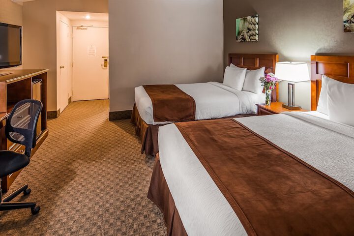 Room 15 of 60