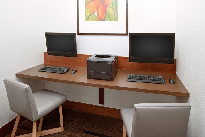 Hyatt Place Ontario / Rancho Cucamonga