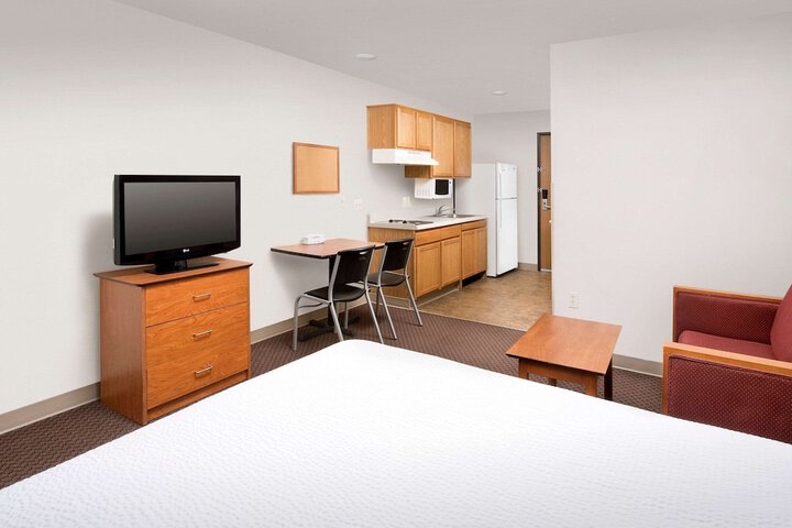 Room 12 of 27
