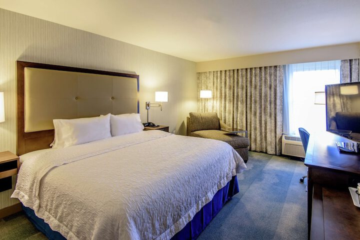 Hampton Inn & Suites Jackson-Coliseum
