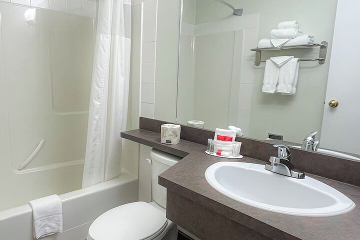 Super 8 by Wyndham Revelstoke BC