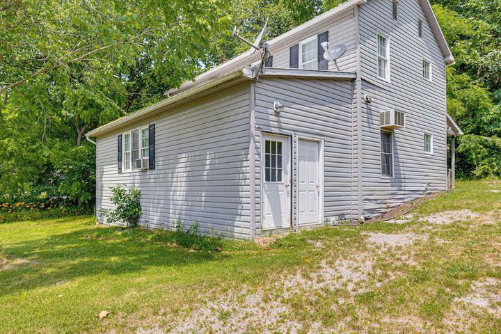 Honey Bee Farm On-site: Susquehanna Valley Apt!