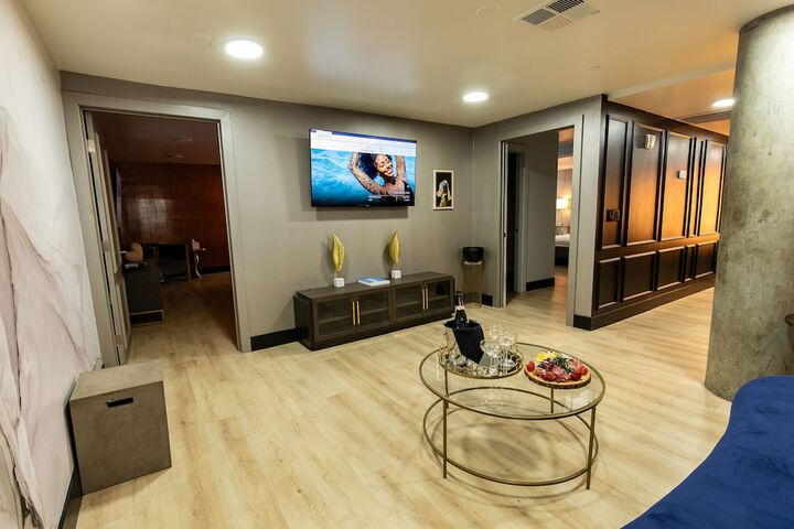 Room 20 of 36